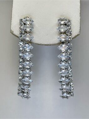 Swarovski Crystal Elements White Crystal Dangle Earrings Minimalist Formal
